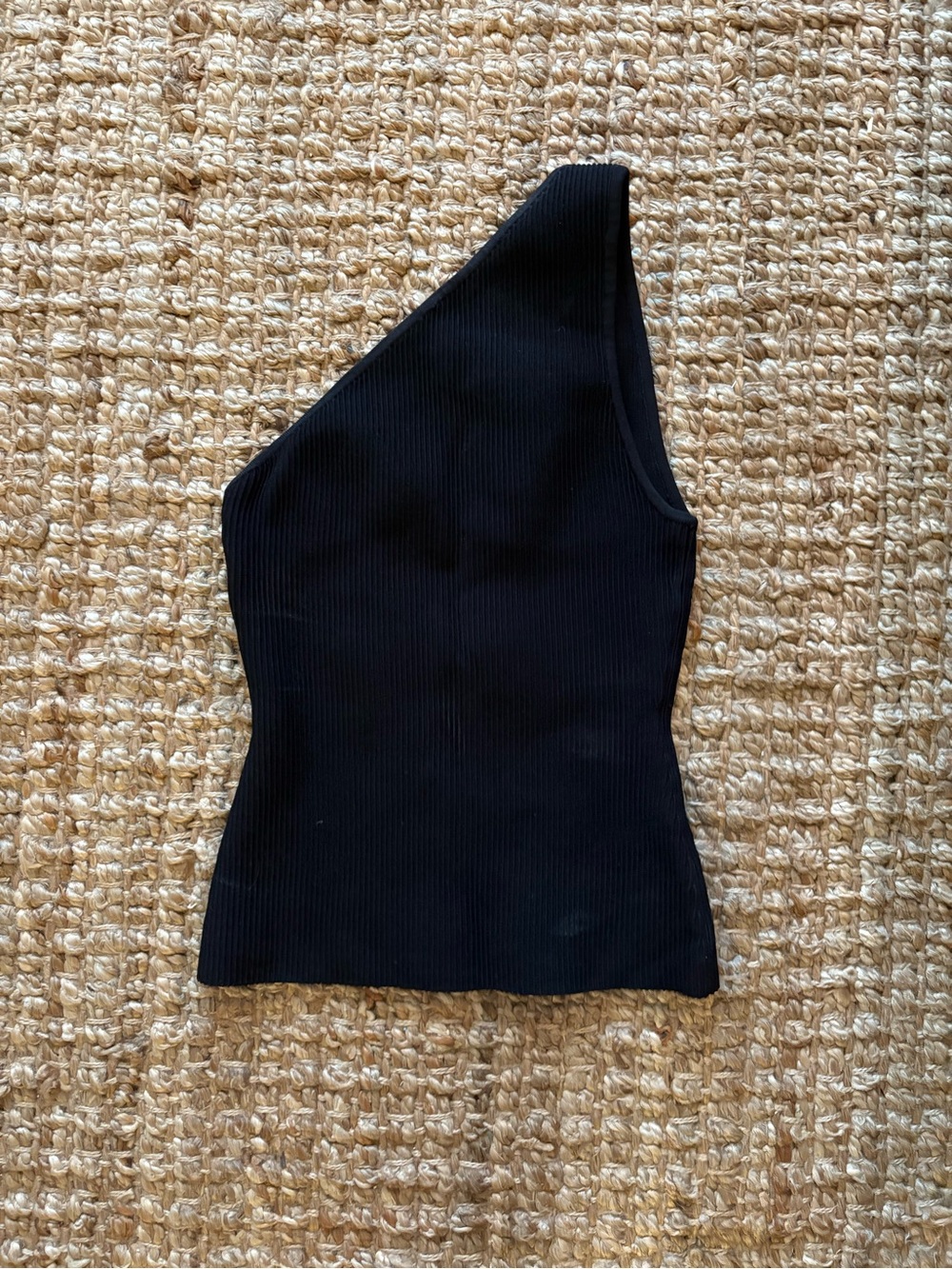 Babaton Black One-Shoulder Ribbed Tank - Picture 3 of 4